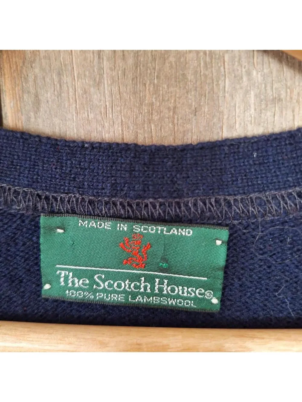 Vintage The Scotch House, 100% Pure Lambswool Navy Blue Red Cardigan sweater